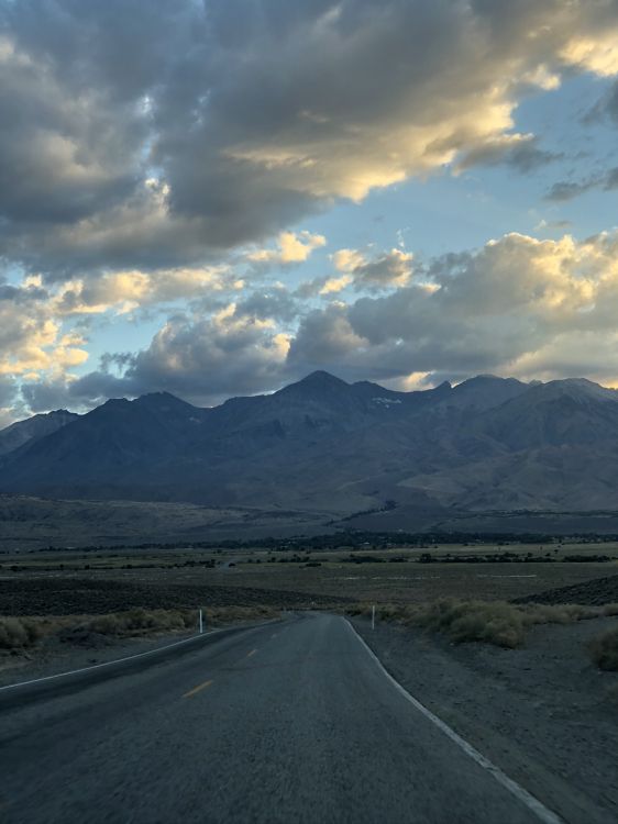 Road, Cloud, Fahrbahn, Infrastruktur, Asphalt. Wallpaper in 1536x2048 Resolution