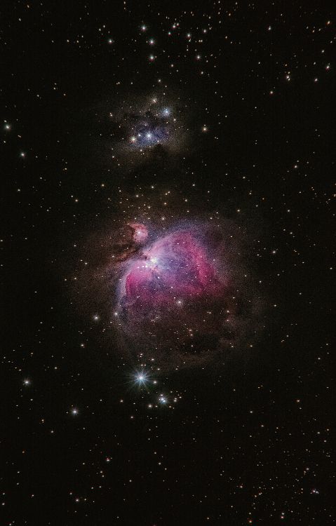 Galaxia Morada y Negra Con Estrellas. Wallpaper in 4041x6324 Resolution
