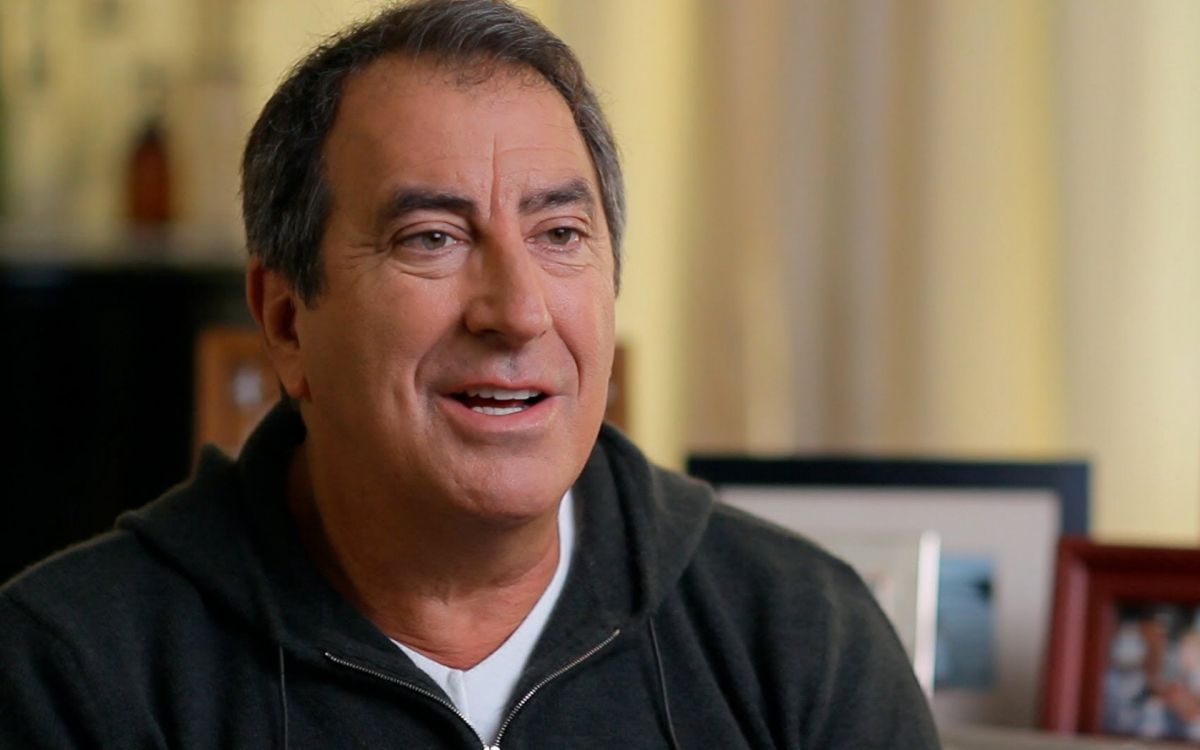 Mann im Schwarzen Poloshirt. Wallpaper in 1920x1200 Resolution