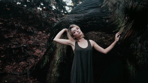 Image portrait, People in nature, hair, black, tree