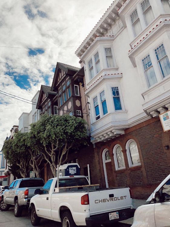 Architektur, Tire, Road, Rad, Bergigen Landschaftsformen. Wallpaper in 3025x4032 Resolution