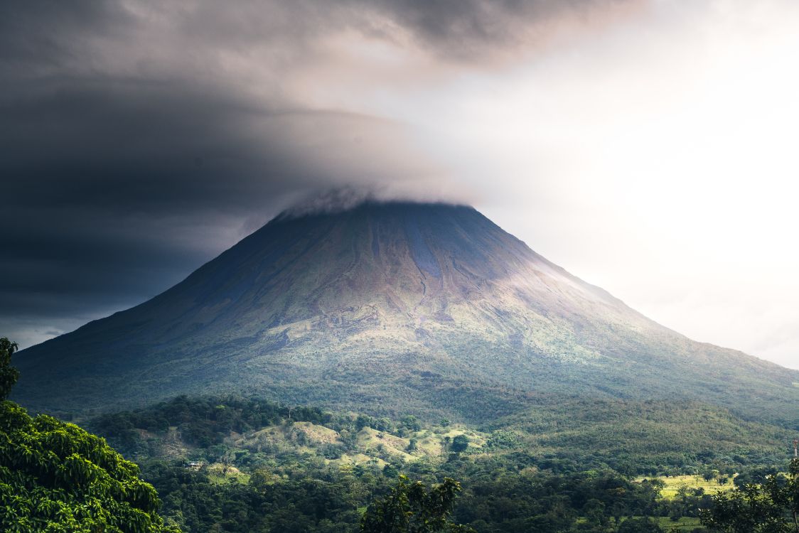 fun facts about costa rica, Arenal Volcano, travel, adventure, solo travel