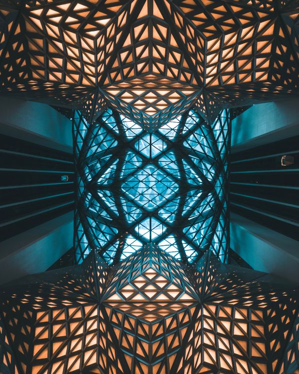 Techo de Cristal Con Marco de Metal Negro. Wallpaper in 2863x3579 Resolution