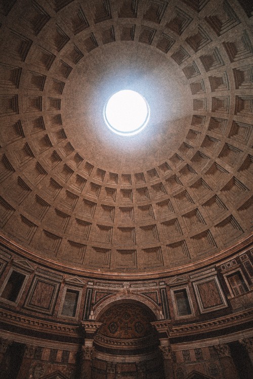 Image brown and white dome ceiling