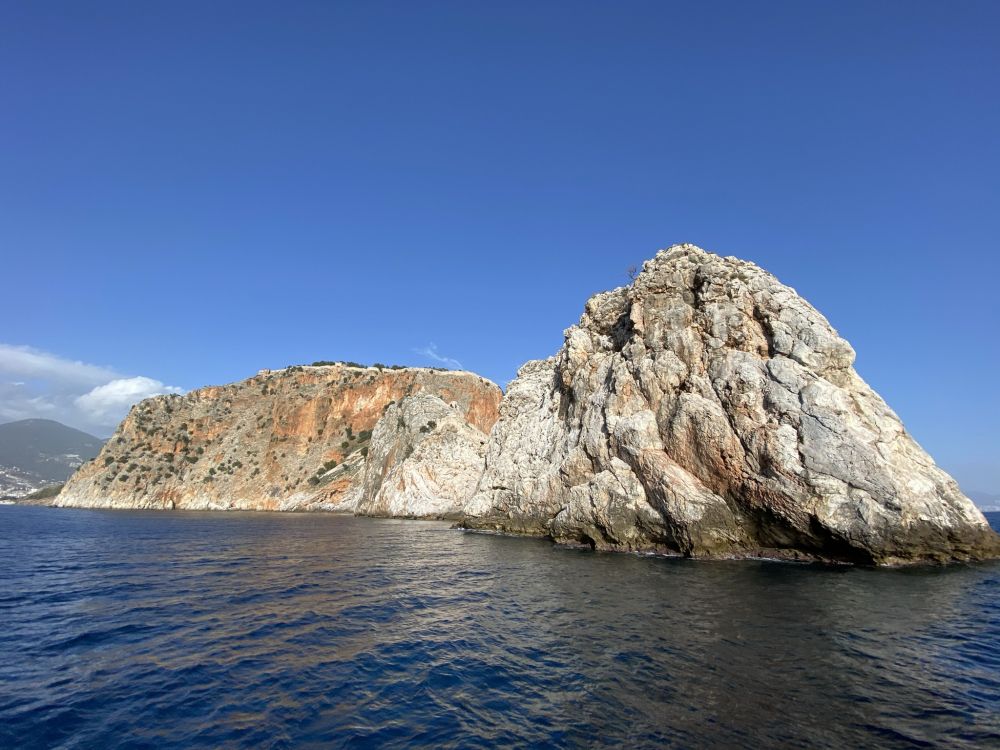 Grotte D'Asiklar, Eau, Paysage Naturel, Soubassement, Lac. Wallpaper in 2048x1536 Resolution