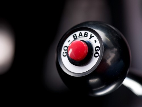 Image black and red round button