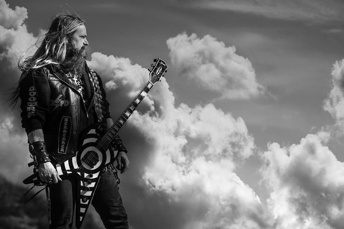 Zakk Wylde, Black Label Society, Heavy Metal, Guitarra, Monocromo. Wallpaper in 5760x3840 Resolution