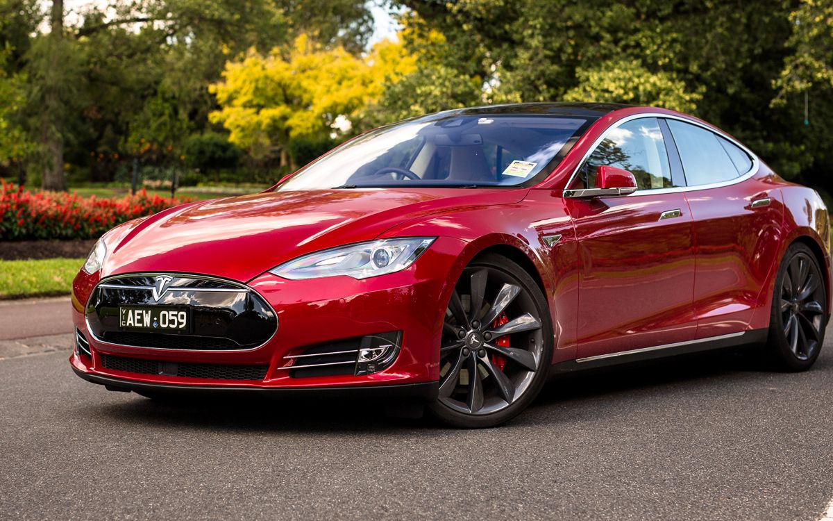 Porsche 911 Rojo Estacionado en la Carretera Durante el Día. Wallpaper in 2560x1600 Resolution