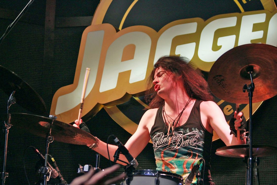 Percusionista, Tambor, Percusión, Bass Guitar, Músico. Wallpaper in 2000x1333 Resolution