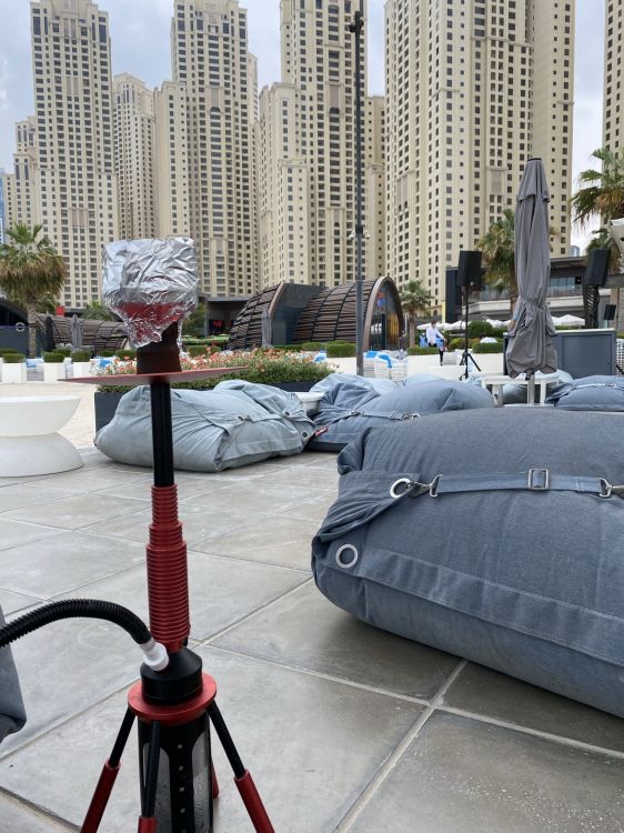 Techo, Torre de Bloques, Condominio, Edificio, Accesorios de Bicicletas. Wallpaper in 1536x2048 Resolution