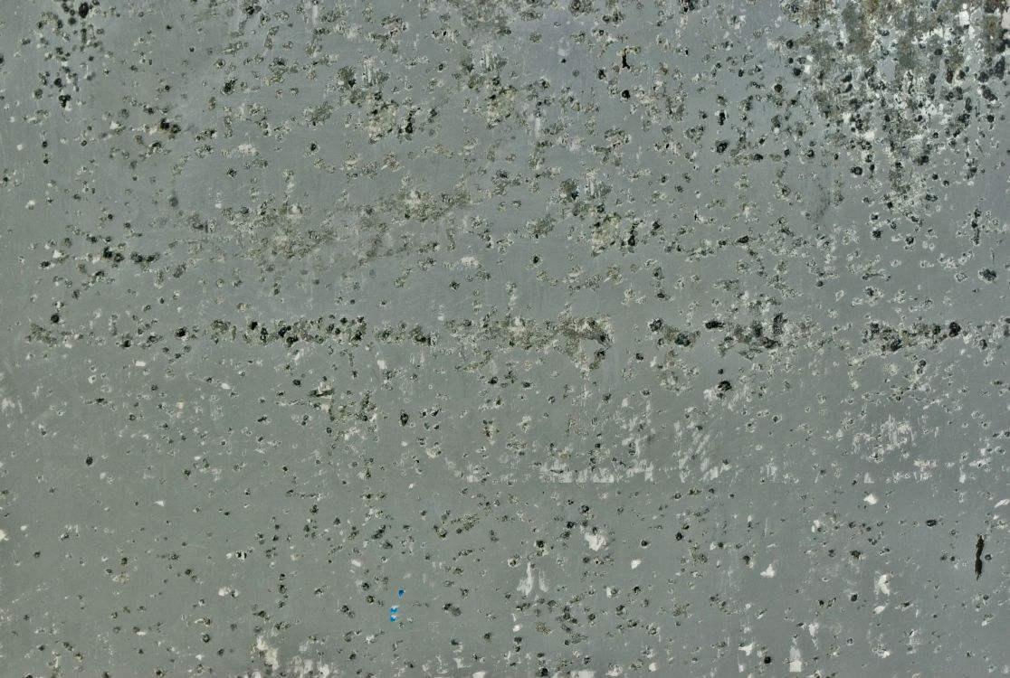 Water Droplets on Gray Concrete Floor. Wallpaper in 2976x2000 Resolution