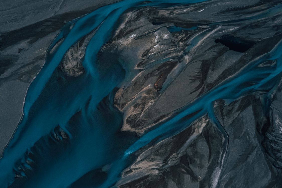 Blaue Und Weiße Wasserwellen. Wallpaper in 3500x2333 Resolution