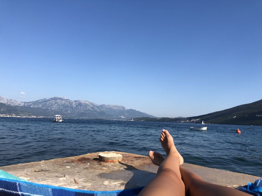 Meer, Wasser, Gewässer, Bergigen Landschaftsformen, Natur. Wallpaper in 2048x1536 Resolution