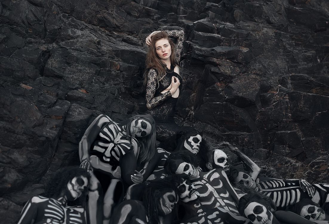 Portrait, Art, Usine, Rob Woodcox la Reine Squelette, Squelette. Wallpaper in 2048x1393 Resolution