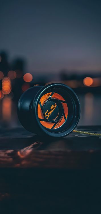 reflection, painting, automotive lighting, automotive tire, orange