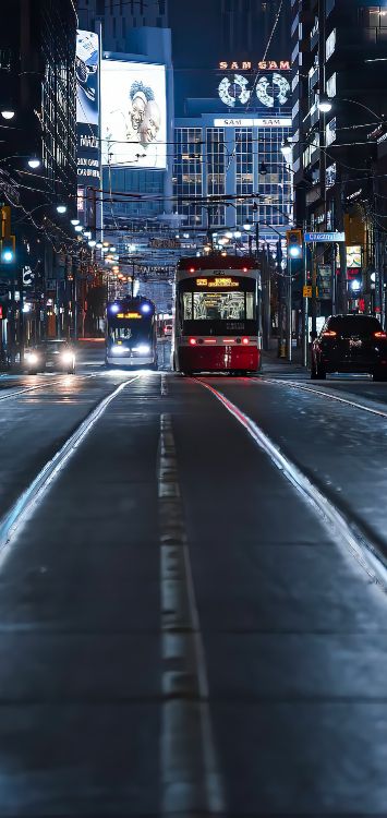 Gemischte Nutzung, Bus, Luxusauto, Straßenbahn, Gebäude. Wallpaper in 1422x3000 Resolution