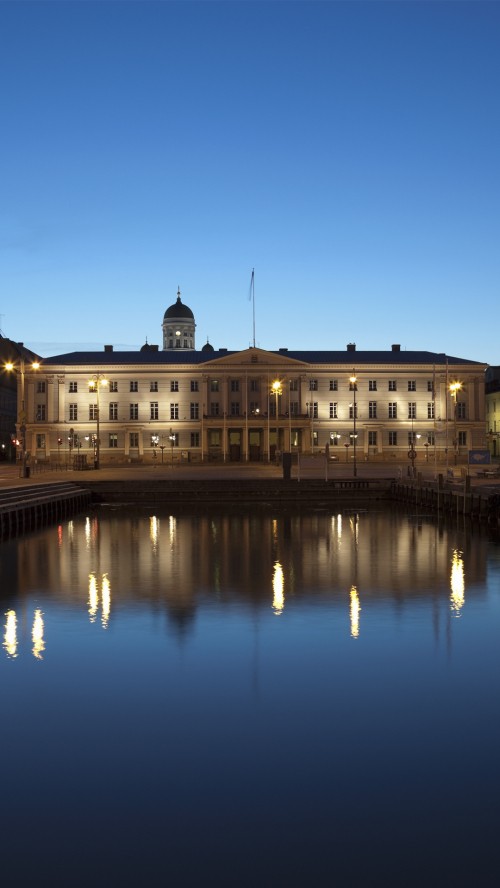 Image TCL, reflection, facade, landmark, evening