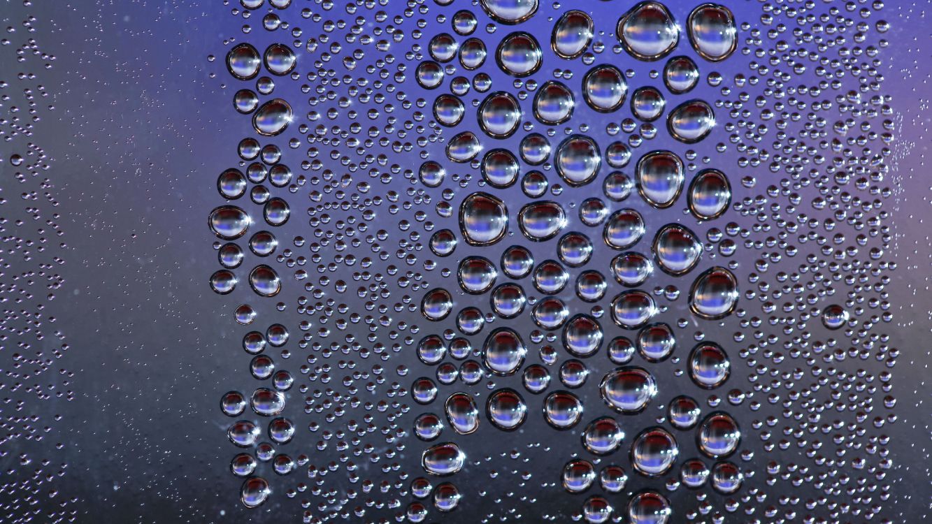 Gotas de Agua Sobre Vidrio Transparente. Wallpaper in 5120x2880 Resolution