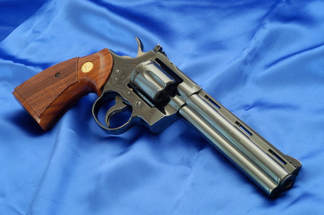 Revolver Colt Python, Handgun, Gun, M1911 Pistol, Firearm. Wallpaper in 3008x2000 Resolution