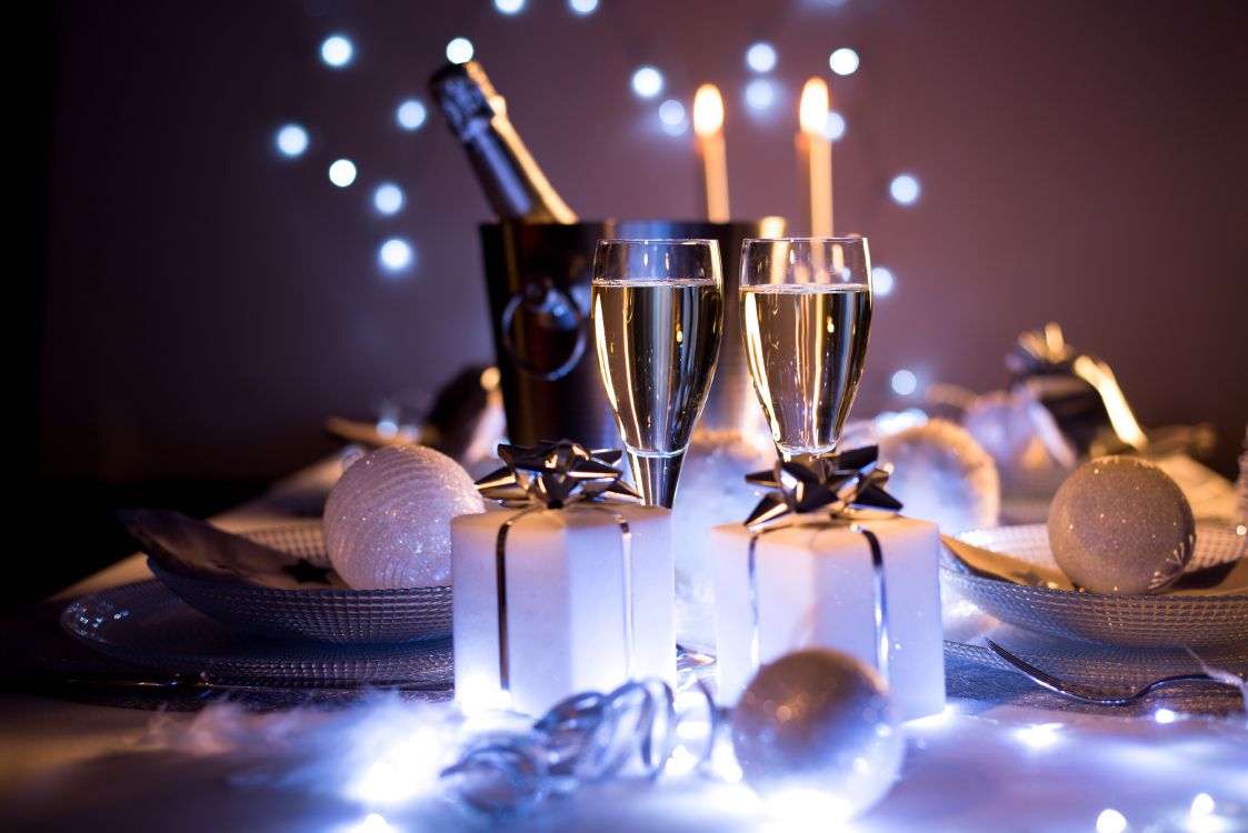 Champaña, Vino, la Víspera de Año Nuevo, Nochevieja, Todavía la Vida. Wallpaper in 7184x4795 Resolution