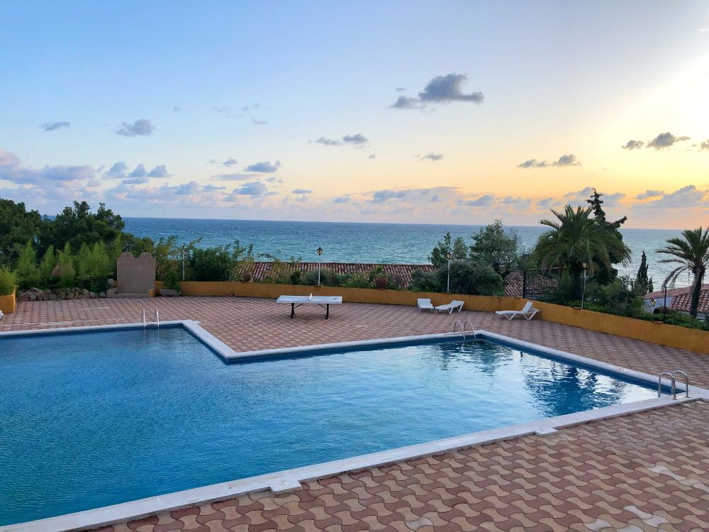 Piscina, Inmueble, Propiedad, Agua, Resort. Wallpaper in 4032x3024 Resolution