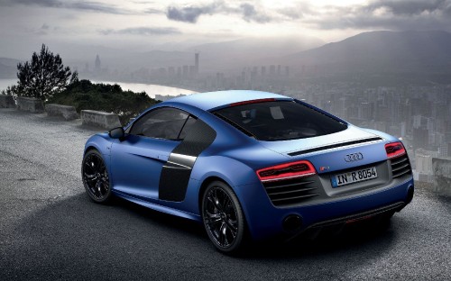 Image blue audi r 8 on road