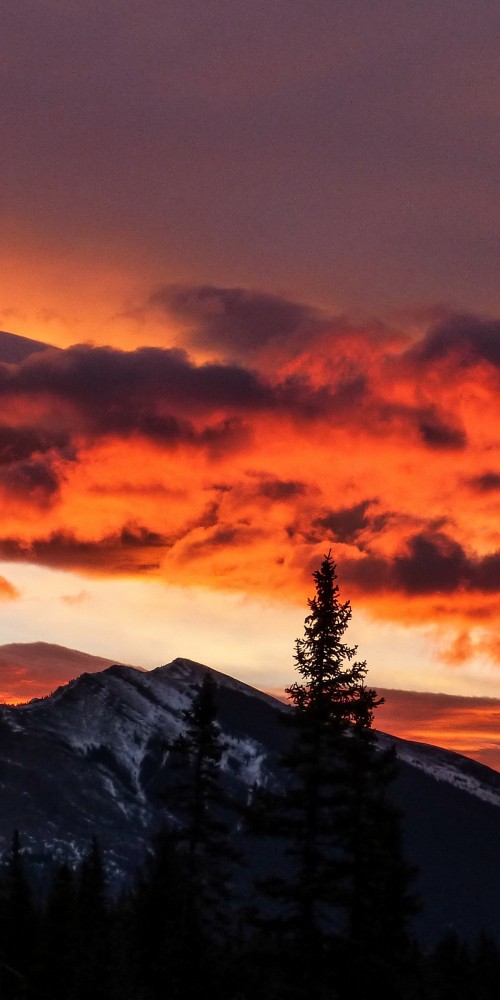 Image cloud, atmosphere, ecoregion, afterglow, mountain