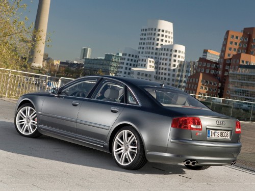 Image silver mercedes benz coupe on road during daytime