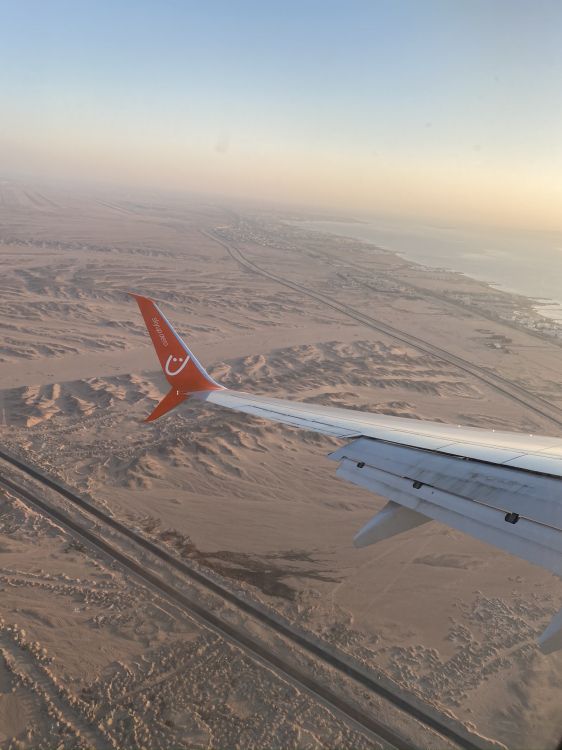 Avion, Airliner, Air Voyage, Aviation, Atmosphère. Wallpaper in 1536x2048 Resolution