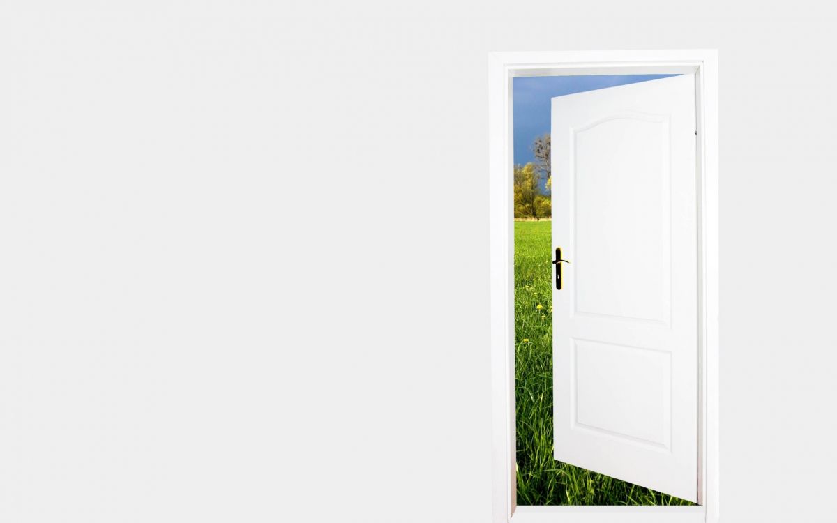White Wooden Door With Black Door Lever. Wallpaper in 2560x1600 Resolution