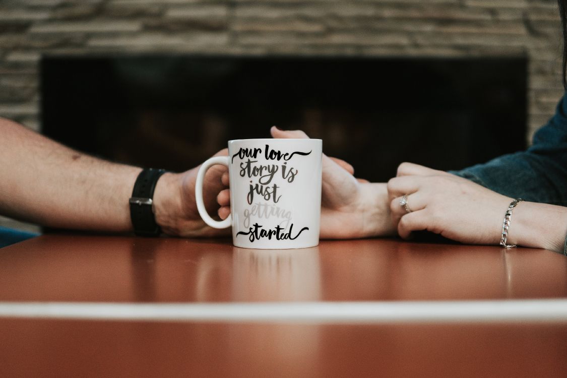 Neujahr, Romantik, Glück, Hand, Finger. Wallpaper in 3600x2400 Resolution