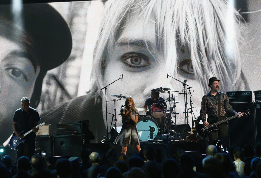 Etapa, Concierto de Rock, Grunge, Nirvana, el Guitarrista. Wallpaper in 2500x1706 Resolution