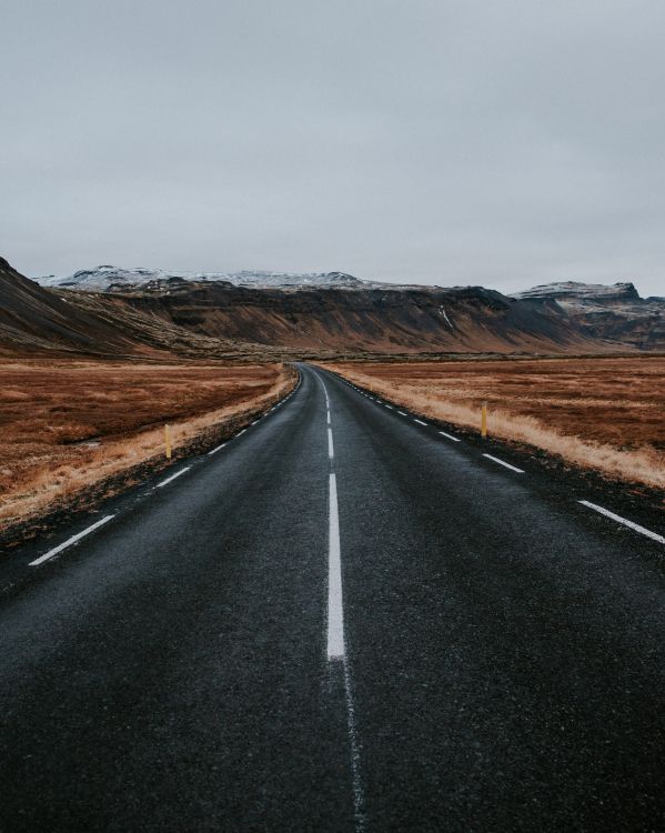 Road, Asphalt, Hochland, Fahrbahn, Infrastruktur. Wallpaper in 4143x5179 Resolution