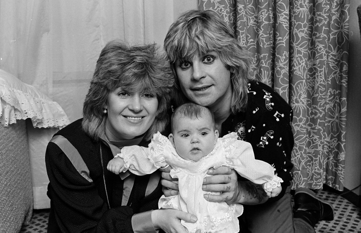 Sharon Osbourne, Kelly Osbourne, Personas, Ozzy Tomas Mundo Desvío, Cantautor. Wallpaper in 2322x1500 Resolution