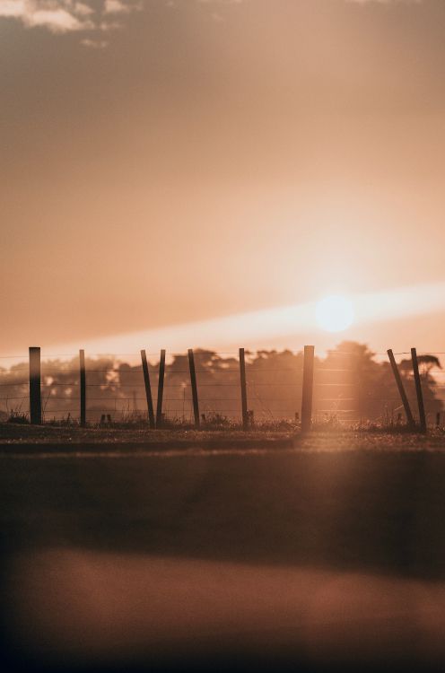Horizont, Gebäude, Sonnenuntergang, Atmosphäre, Abend. Wallpaper in 2657x4016 Resolution