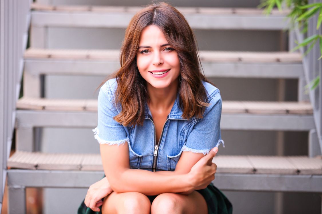 Simge, hair, sitting, beauty, denim