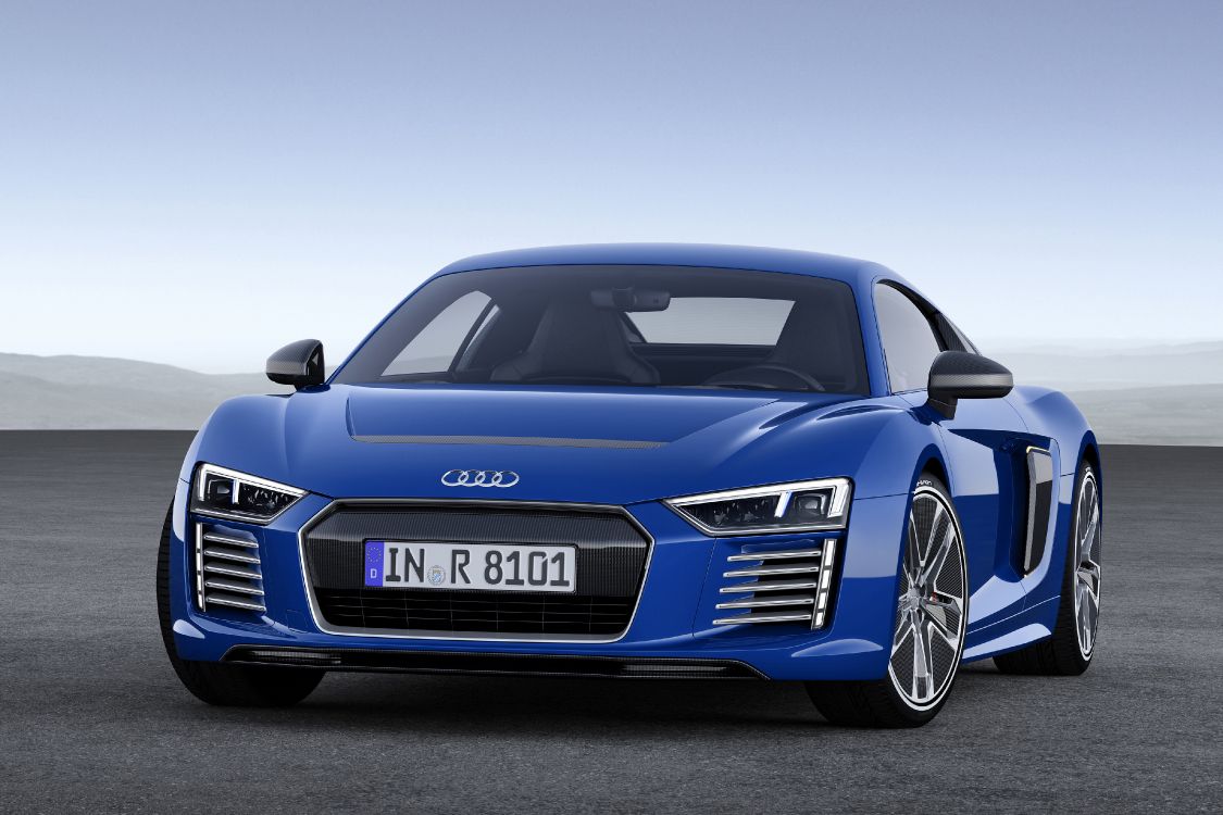 Blaue Audi r 8 Auf Grauem Hintergrund. Wallpaper in 4096x2730 Resolution