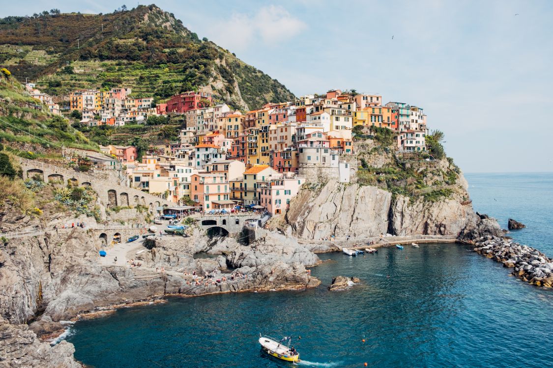 Cinque Terre National Park, Manarola, Monterosso al Mare, Vernazza, Portofino. Wallpaper in 6000x4000 Resolution