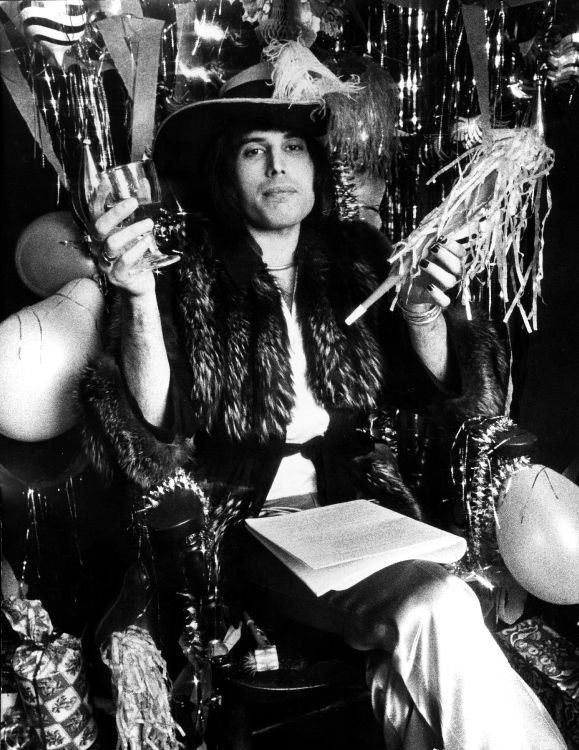 弗雷迪汞, 女王, 音乐家, 麦克风, 吉他手 壁纸 2550x3300 允许