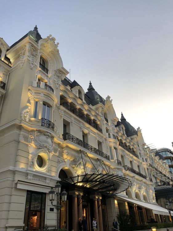 古典建筑, 古代历史, 正面, 混合使用, 中世纪建筑风格 壁纸 1536x2048 允许