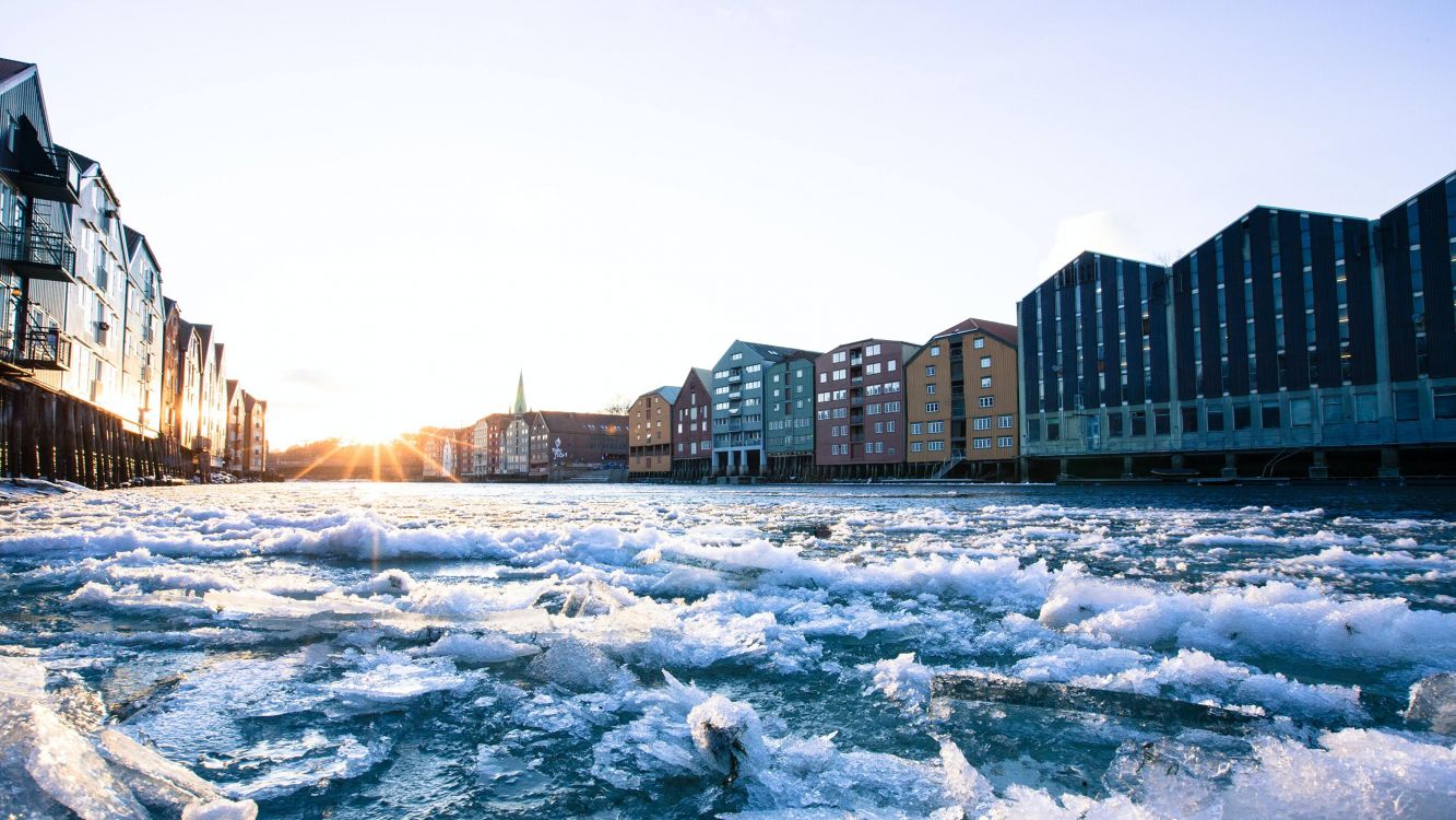Trondheim, Fremde Ekseth, Wasser, Gebäude, Cloud. Wallpaper in 3840x2160 Resolution