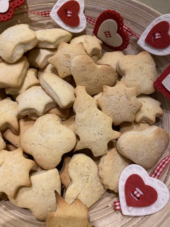 Bredele, Back, Lebkuchen, Cracker, Lebensmittel. Wallpaper in 1536x2048 Resolution