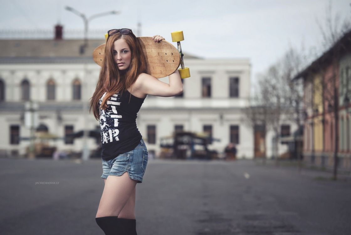 Skateboard, Kleidung, Schönheit, Mode, Street Fashion. Wallpaper in 2048x1371 Resolution