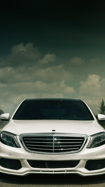 Image white mercedes benz car on road during night time