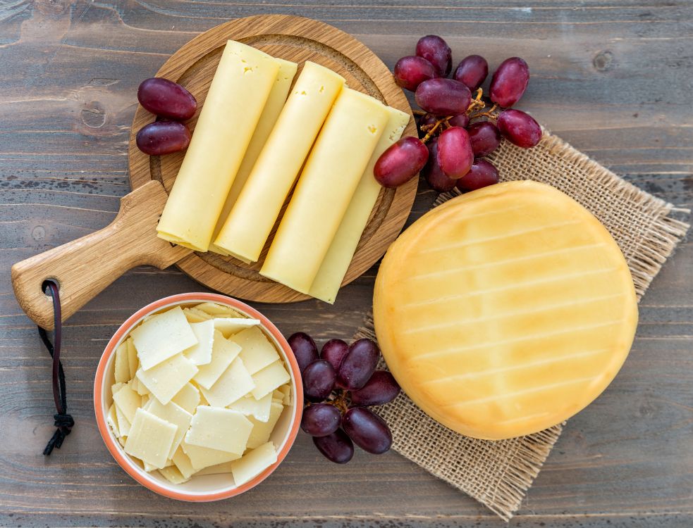 Sliced Cheese on Brown Wooden Chopping Board. Wallpaper in 7000x5339 Resolution