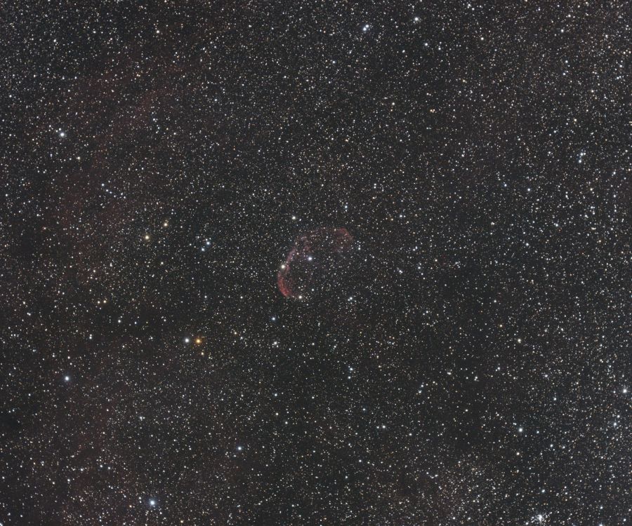 Galaxie et Étoiles Rouges et Noires. Wallpaper in 2779x2314 Resolution