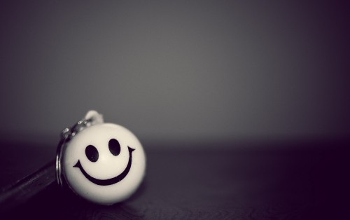 Image white and black smiley emoticon