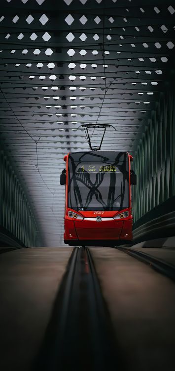 Straßenbahn, Smartphone, Automotive Lighting, Rolling, ÖPNV. Wallpaper in 1421x3000 Resolution