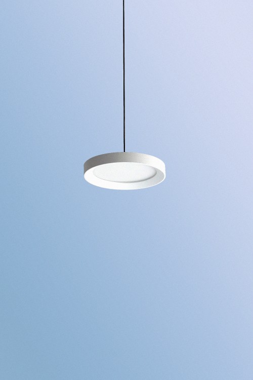 Image white pendant lamp turned off