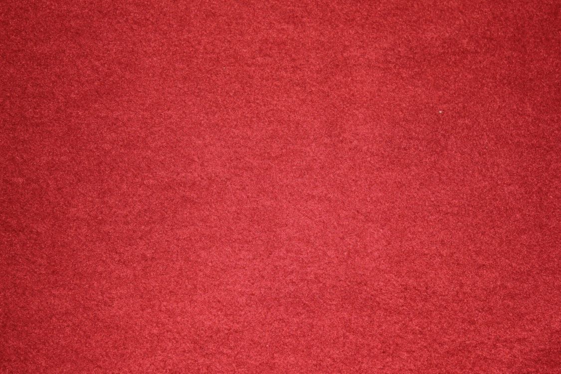 Rotes Textil Mit Weißen Haaren. Wallpaper in 2592x1728 Resolution